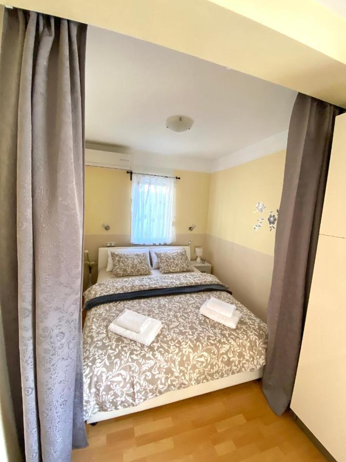 Apartman Lucija Gradici Exterior foto